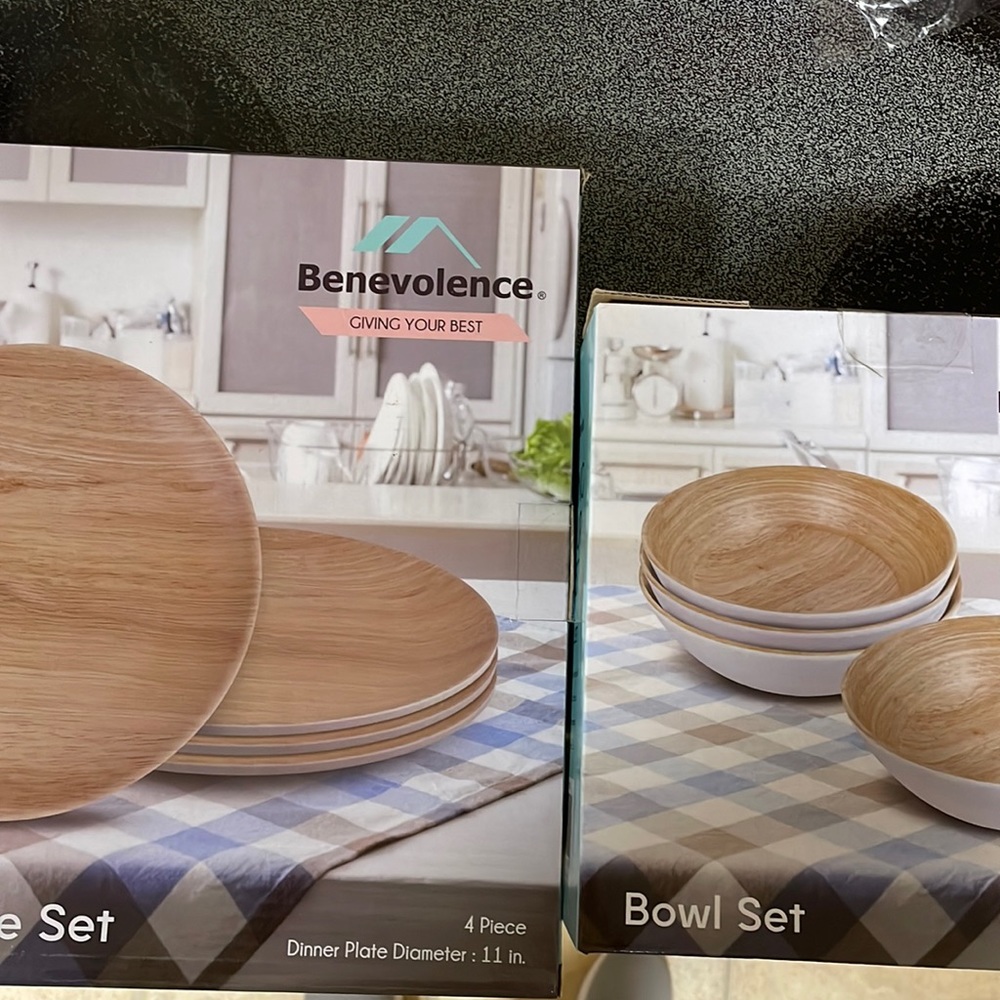 Benevolence dinner and bowl set